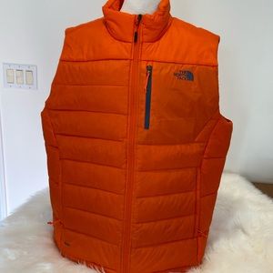 NWOT—North face vest